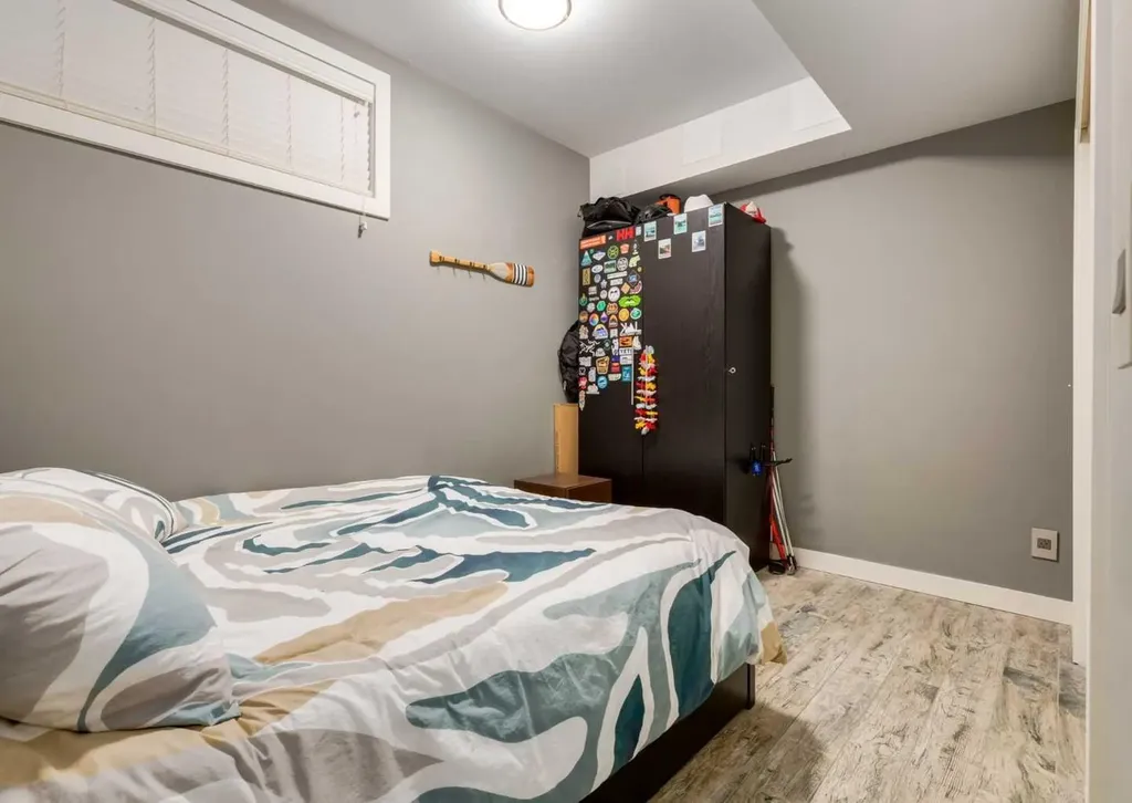 1938 33 Street SW Calgary AB T3E 2S5