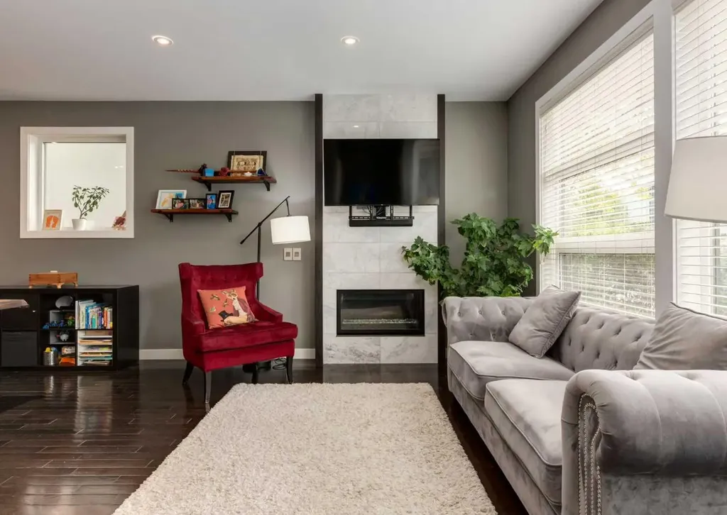 1938 33 Street SW Calgary AB T3E 2S5