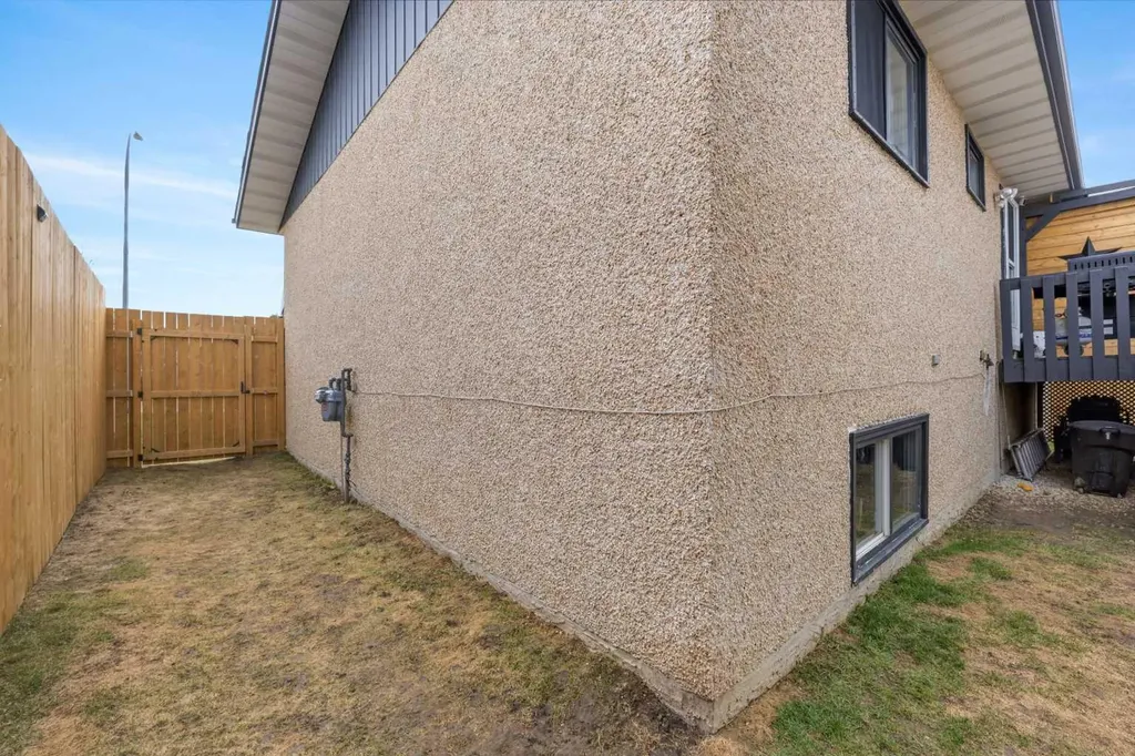 21 Pan Am Street Swan Hills AB T0G 2C0