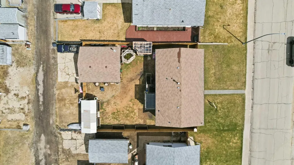 21 Pan Am Street Swan Hills AB T0G 2C0