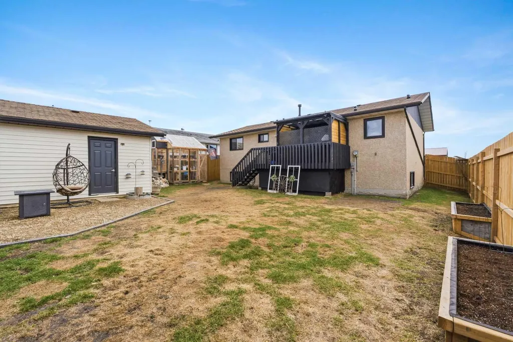 21 Pan Am Street Swan Hills AB T0G 2C0