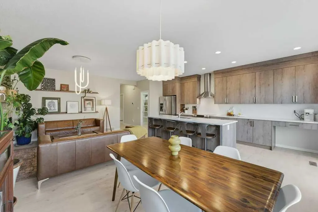 34 Walgrove Link SE Calgary AB T2X 2H6