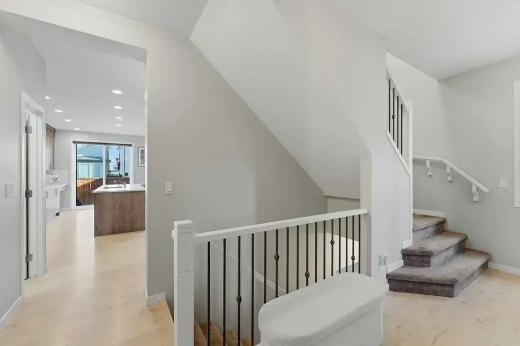 34 Walgrove Link SE Calgary AB T2X 2H6