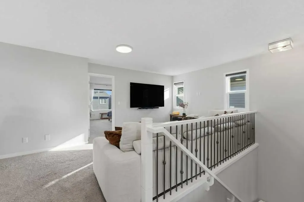 34 Walgrove Link SE Calgary AB T2X 2H6