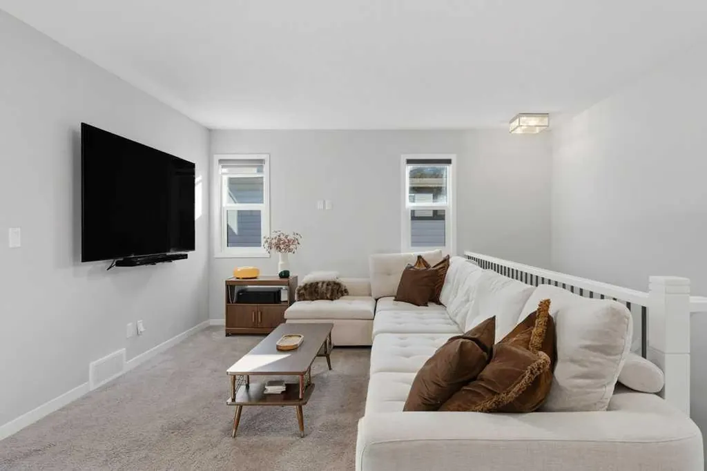 34 Walgrove Link SE Calgary AB T2X 2H6