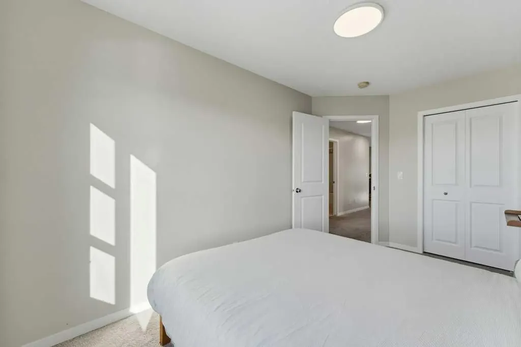 34 Walgrove Link SE Calgary AB T2X 2H6