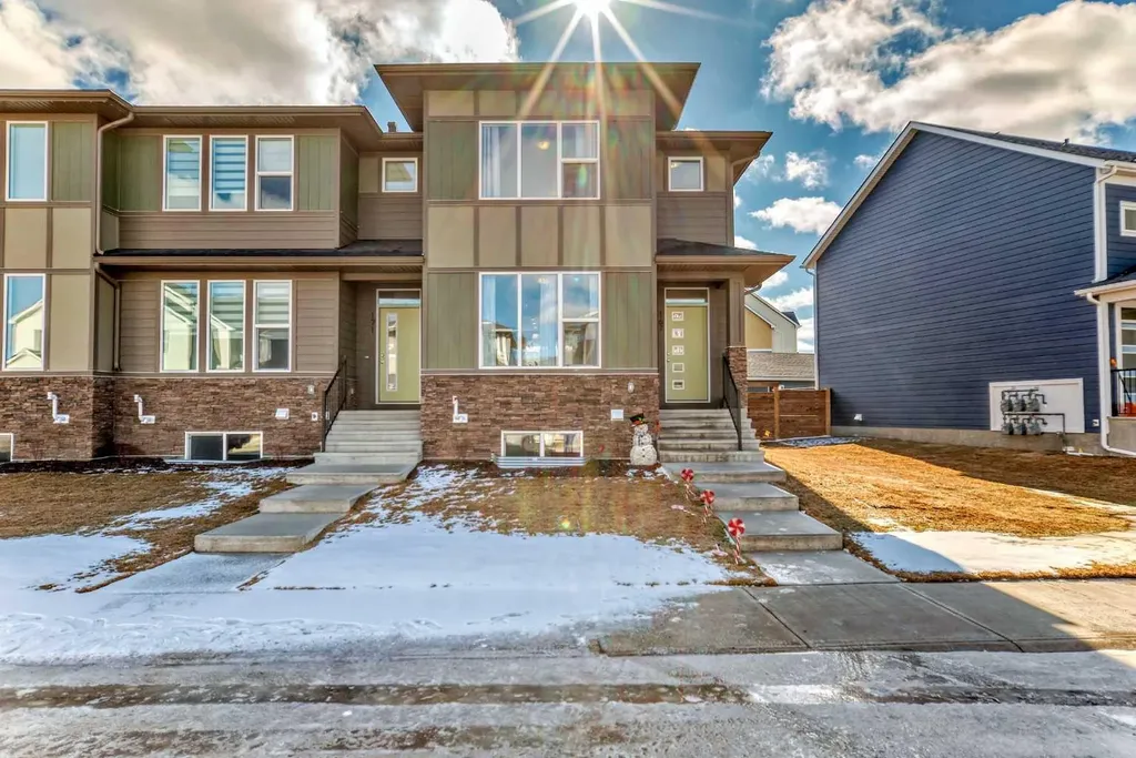 167 South Shore Court Chestermere AB T1X 1S2
