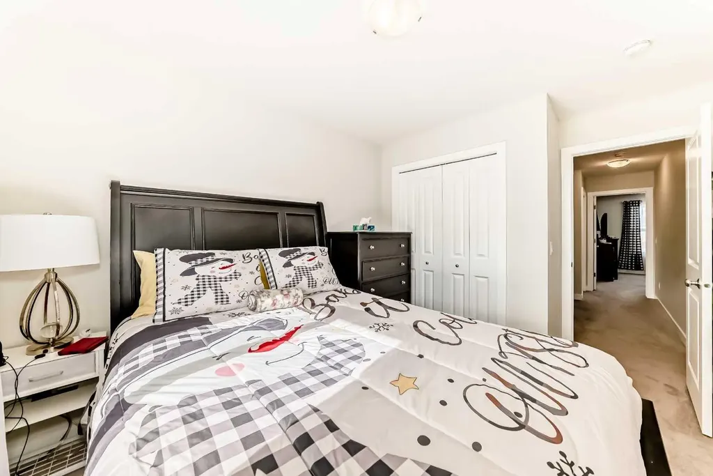 167 South Shore Court Chestermere AB T1X 1S2