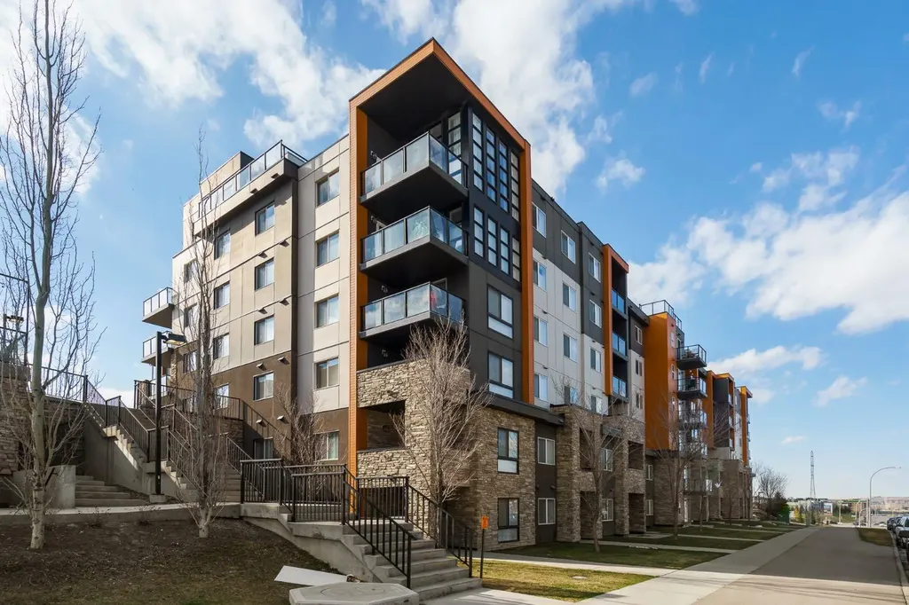10 Kincora Glen Park NW Calgary AB T3R1R9