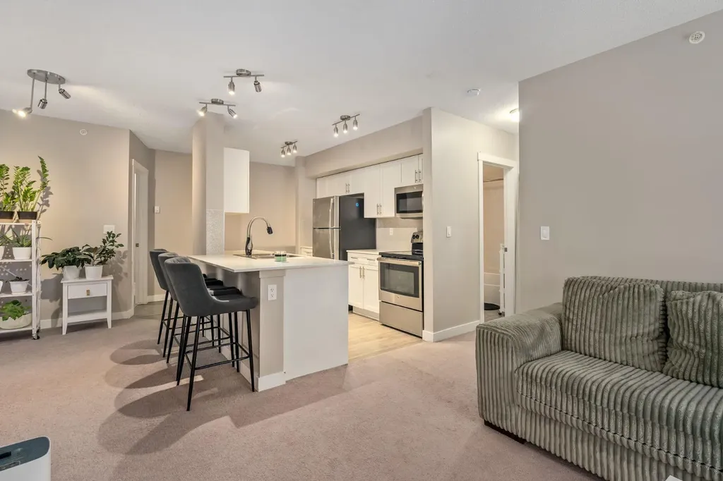 10 Kincora Glen Park NW Calgary AB T3R1R9
