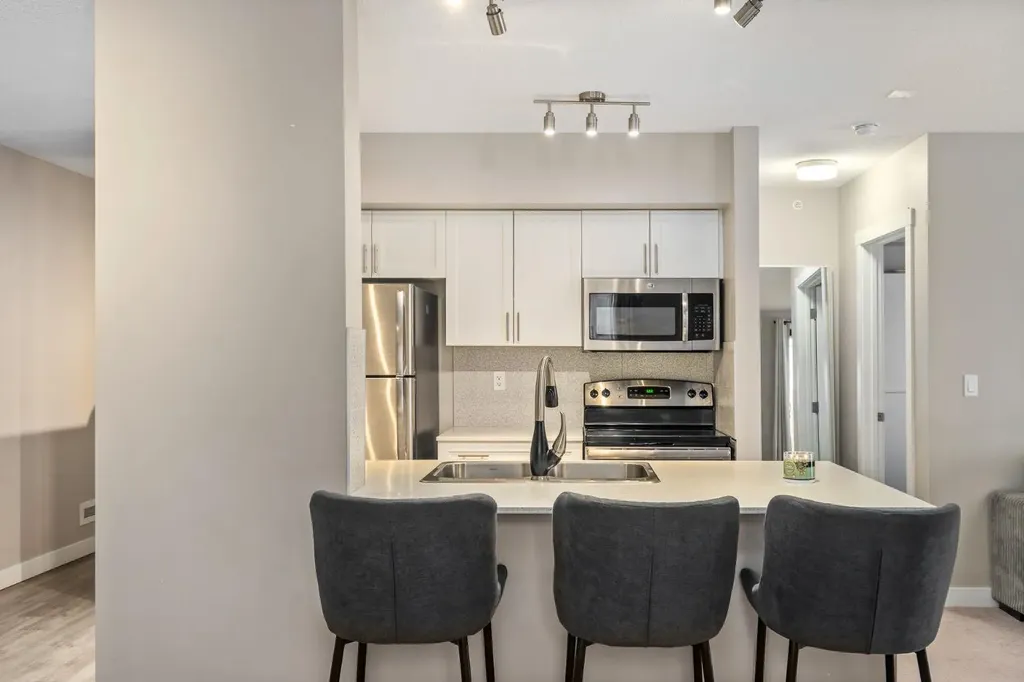 10 Kincora Glen Park NW Calgary AB T3R1R9