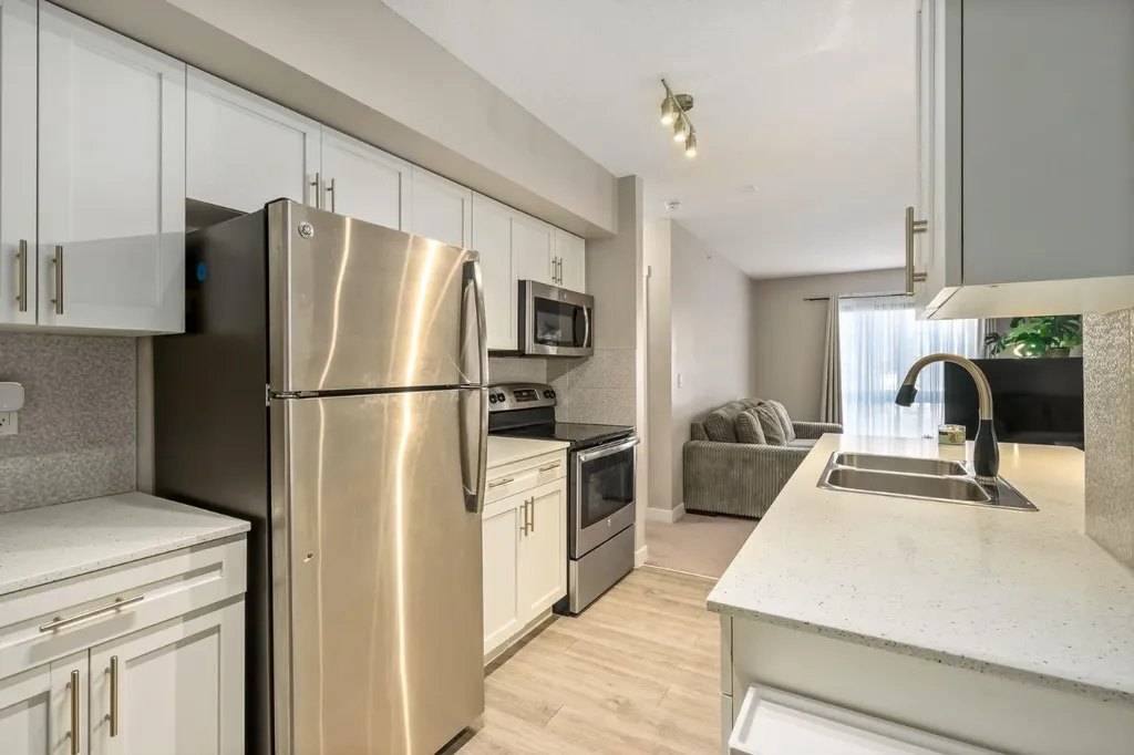 10 Kincora Glen Park NW Calgary AB T3R1R9