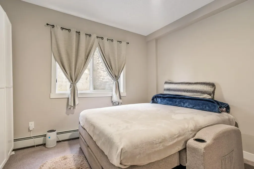 10 Kincora Glen Park NW Calgary AB T3R1R9