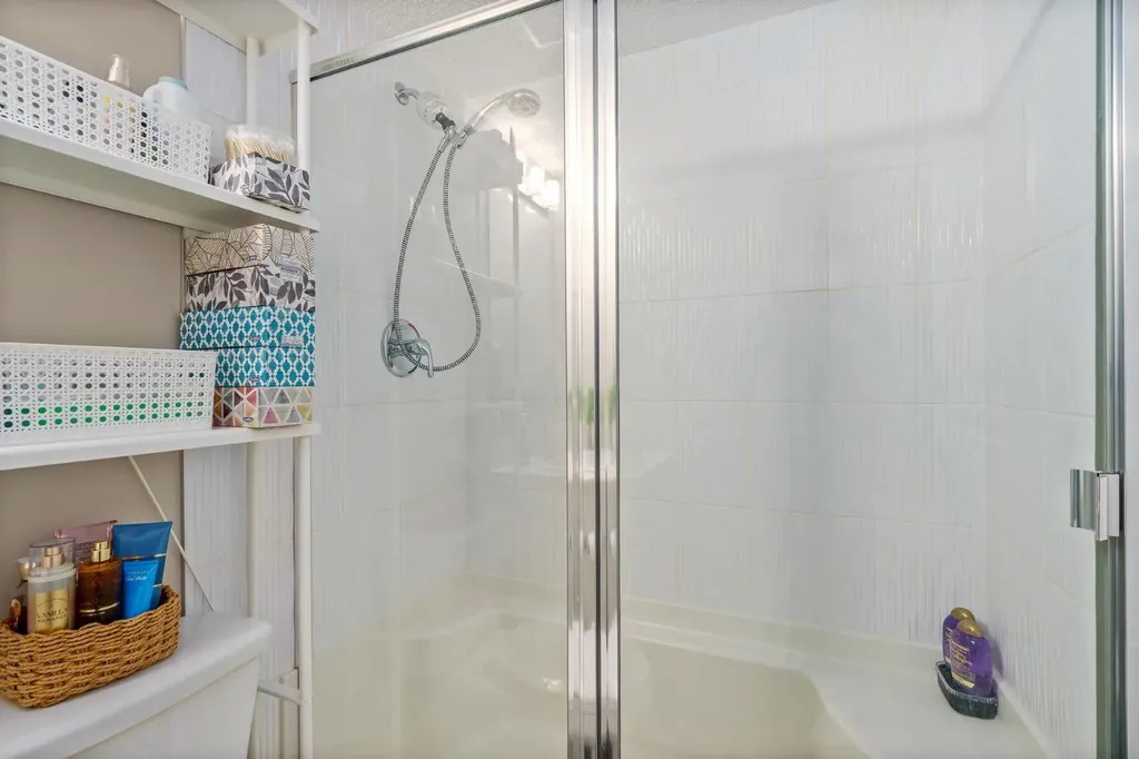 10 Kincora Glen Park NW Calgary AB T3R1R9