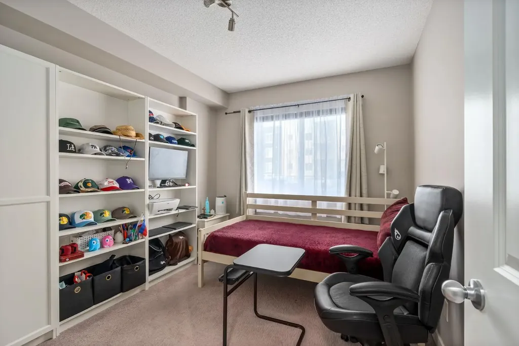 10 Kincora Glen Park NW Calgary AB T3R1R9