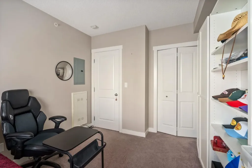 10 Kincora Glen Park NW Calgary AB T3R1R9