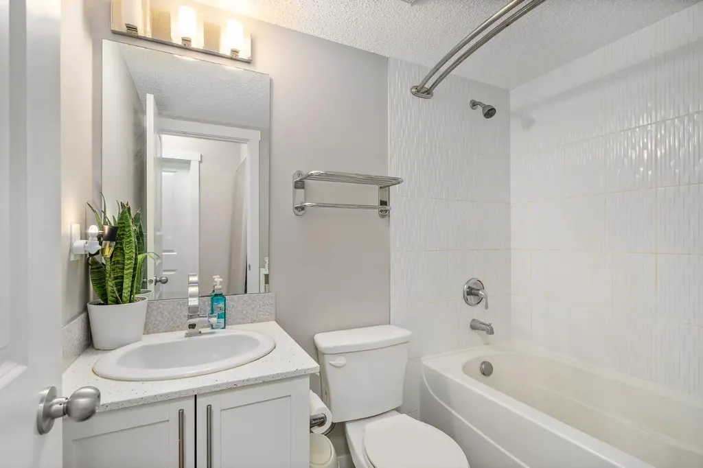 10 Kincora Glen Park NW Calgary AB T3R1R9