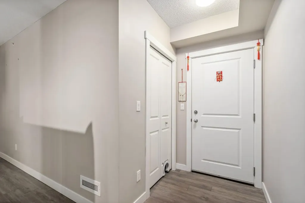 10 Kincora Glen Park NW Calgary AB T3R1R9