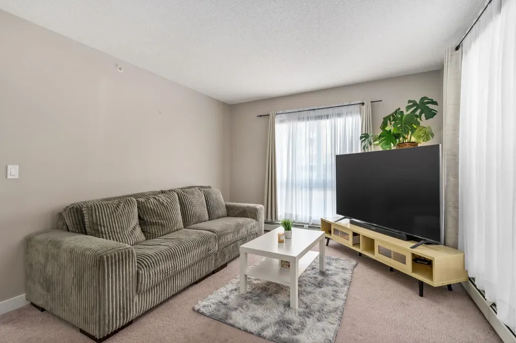 10 Kincora Glen Park NW Calgary AB T3R1R9