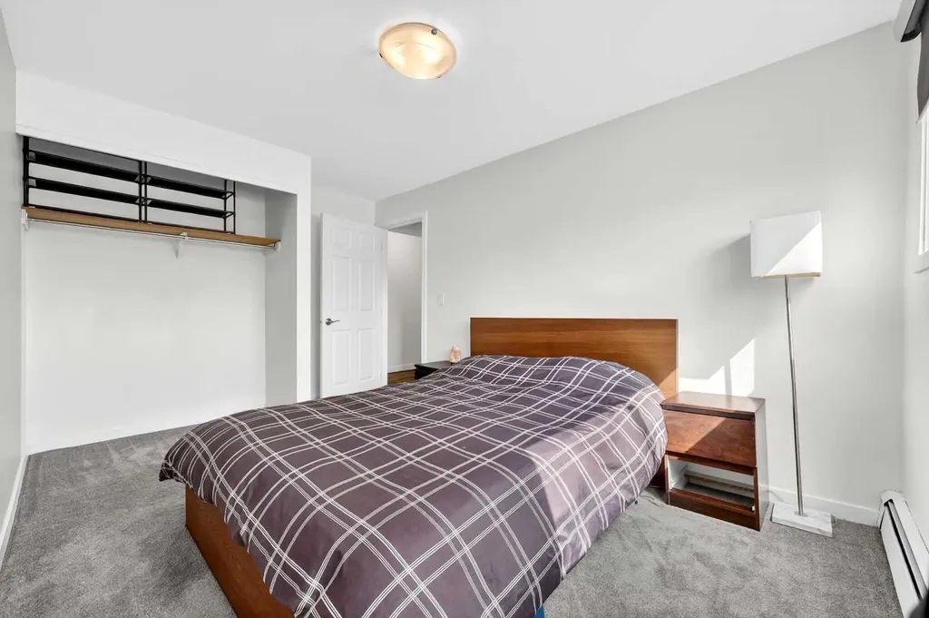 3911 1 Street NE Calgary AB T2E 3E2