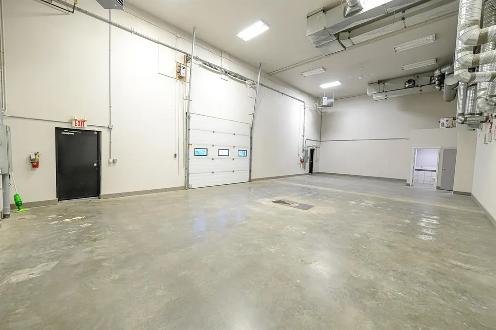 10920 84 Avenue Grande Prairie AB T8V 6H2