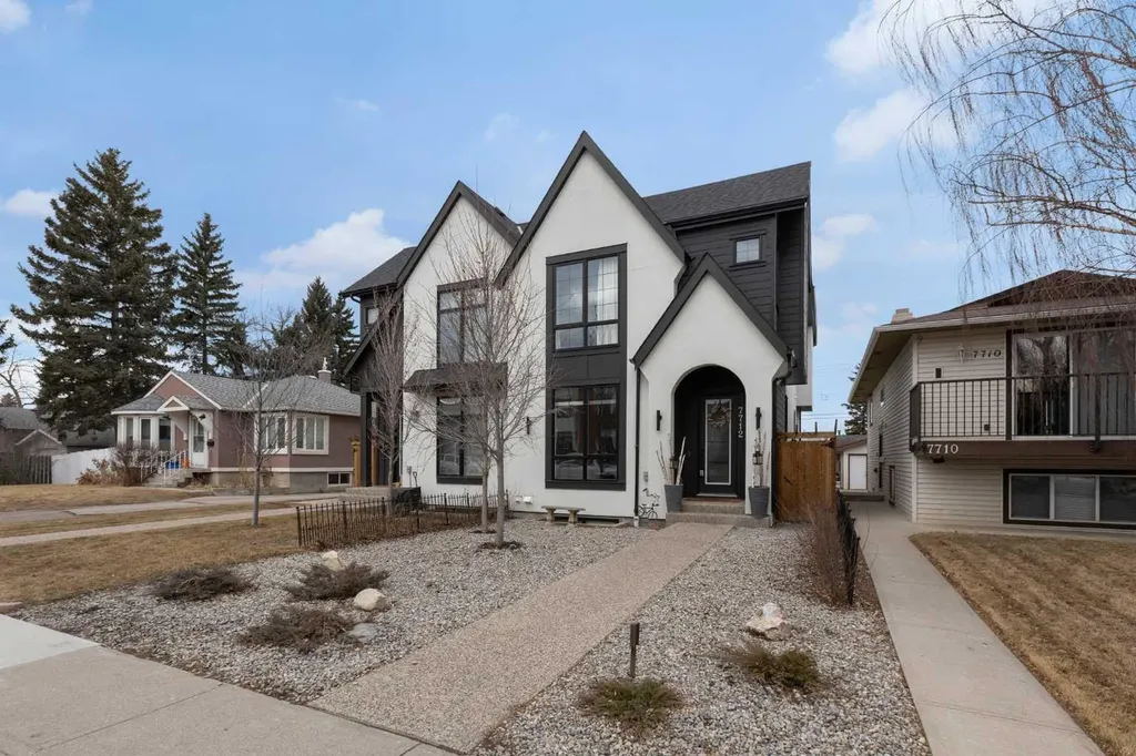 7712 36 Avenue NW Calgary AB T3B 1V3