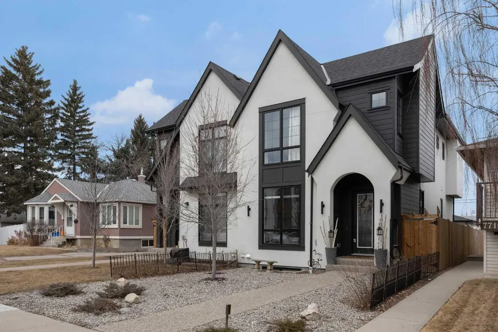 7712 36 Avenue NW Calgary AB T3B 1V3
