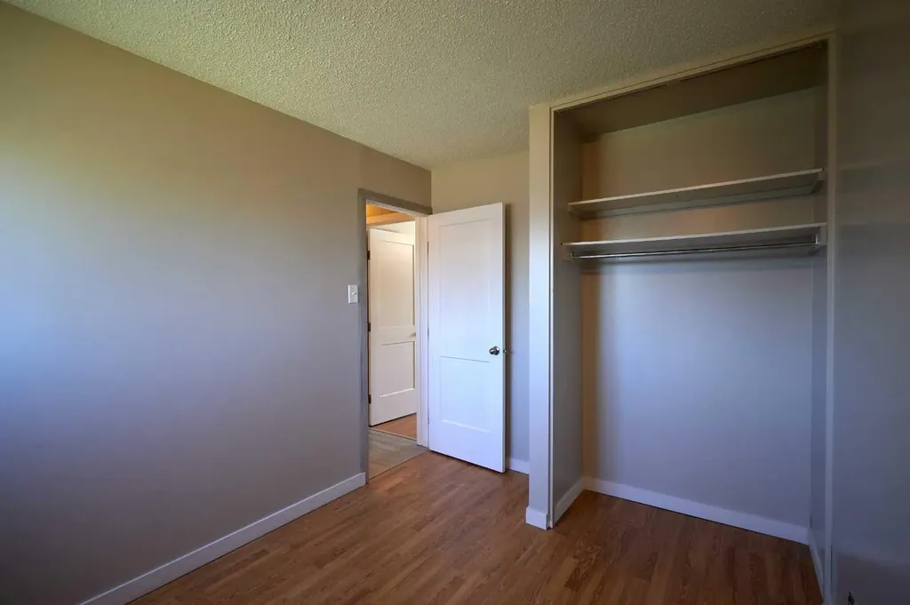 2501 13 Avenue N Lethbridge AB T1H 4A4