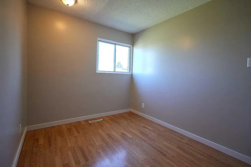 2501 13 Avenue N Lethbridge AB T1H 4A4