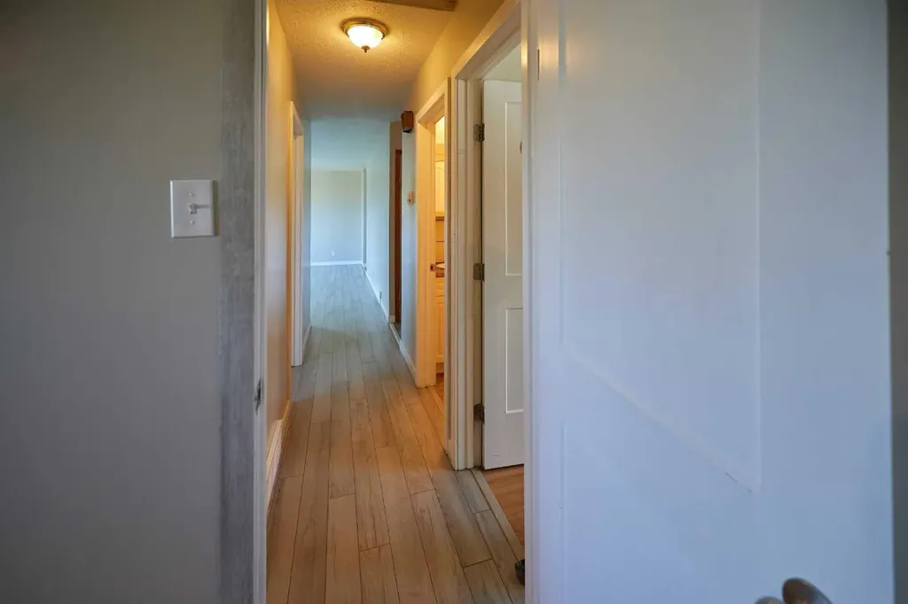 2501 13 Avenue N Lethbridge AB T1H 4A4