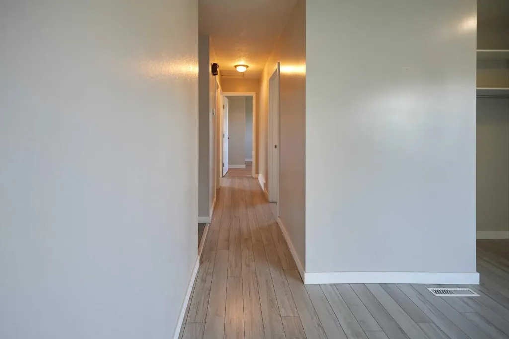 2501 13 Avenue N Lethbridge AB T1H 4A4