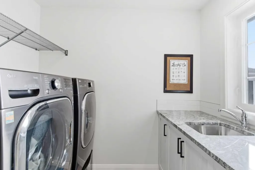 303 Rivercrest Boulevard Cochrane AB T4C2V1