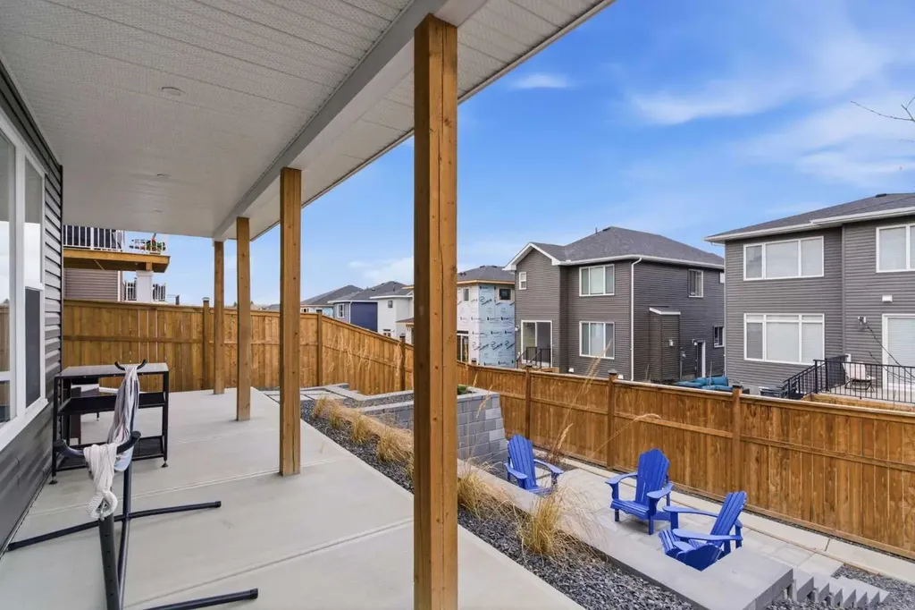 303 Rivercrest Boulevard Cochrane AB T4C2V1