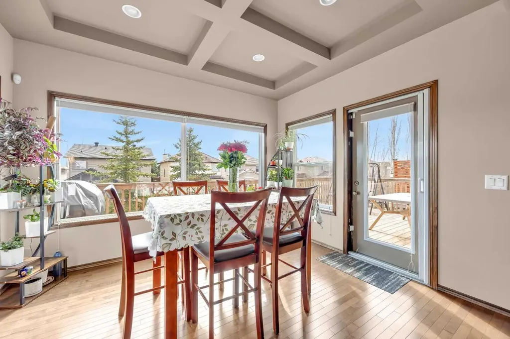 92 Everoak Close SW Calgary AB T2Y0C3