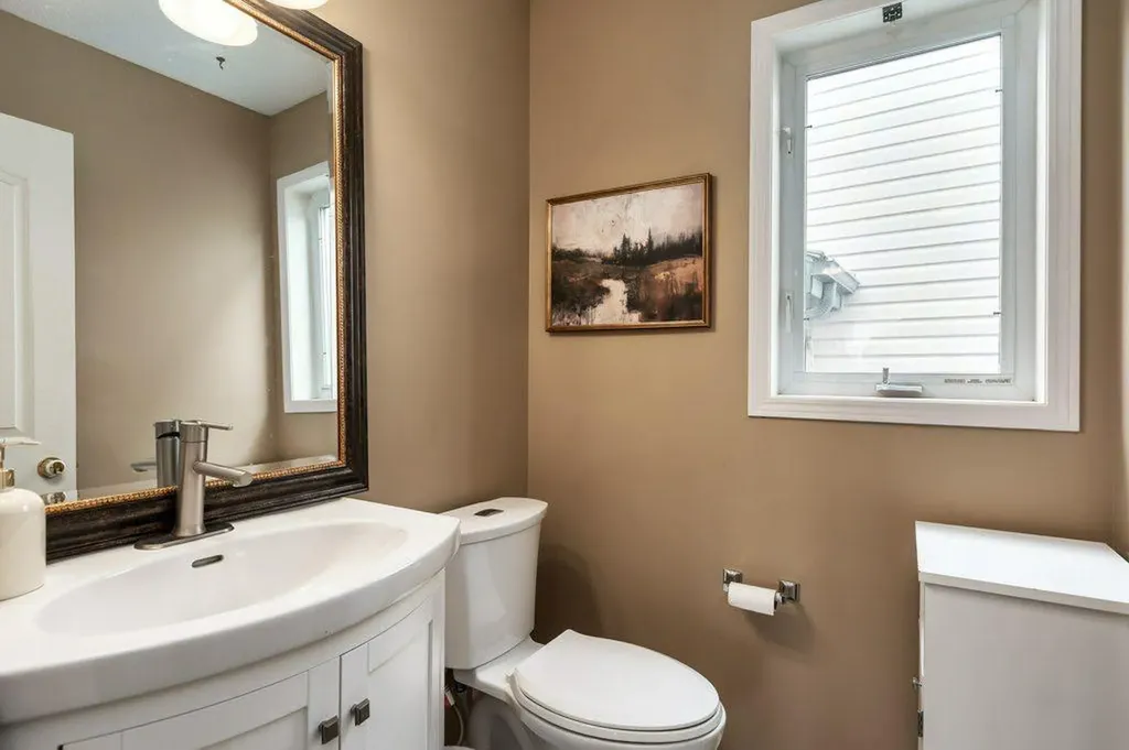 2 Springbank Crescent SW Calgary AB T3H 3S8