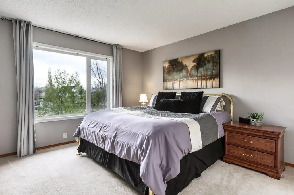2 Springbank Crescent SW Calgary AB T3H 3S8