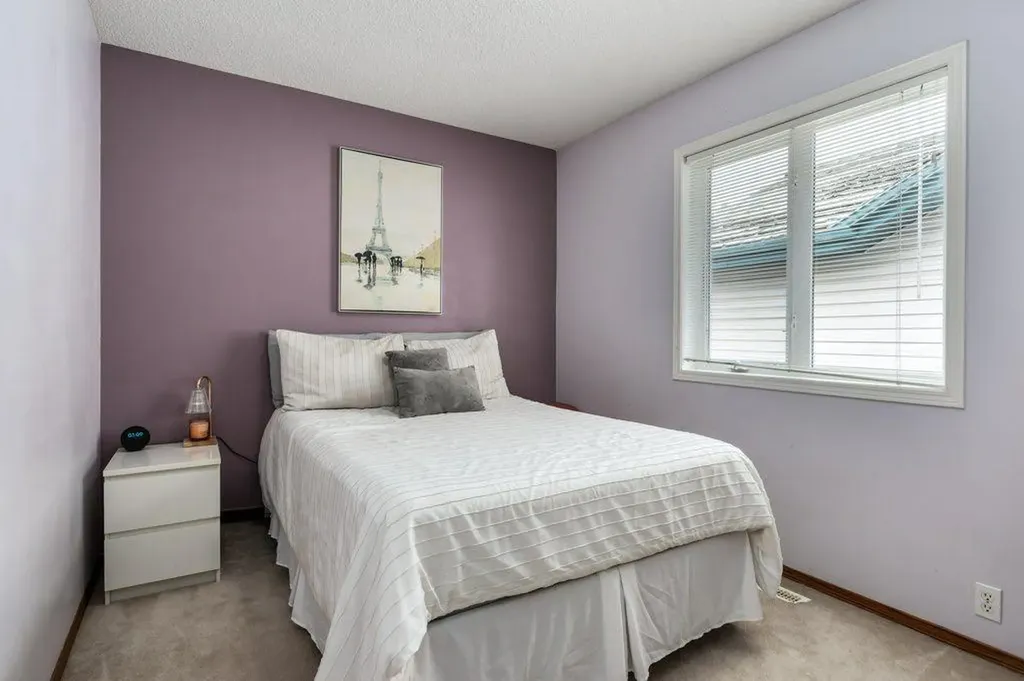 2 Springbank Crescent SW Calgary AB T3H 3S8