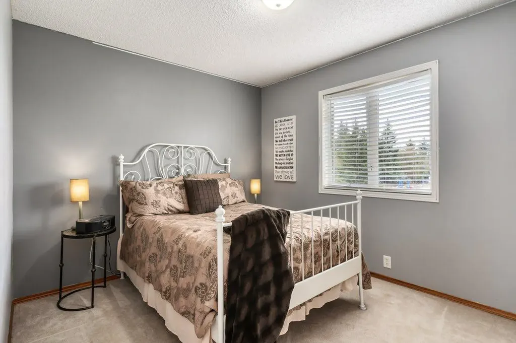 2 Springbank Crescent SW Calgary AB T3H 3S8
