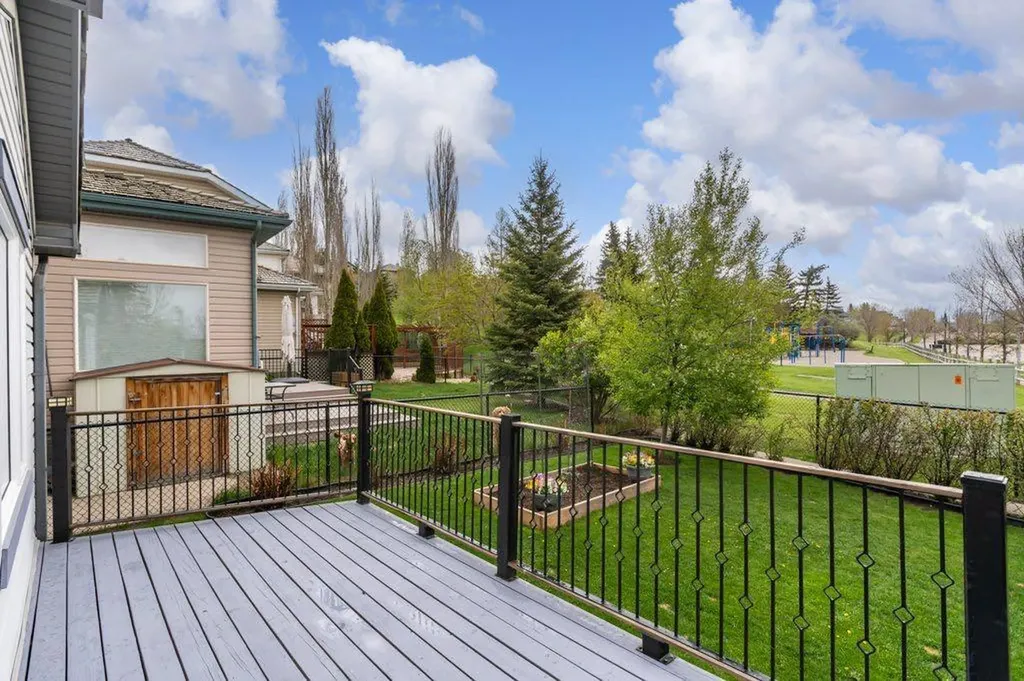 2 Springbank Crescent SW Calgary AB T3H 3S8