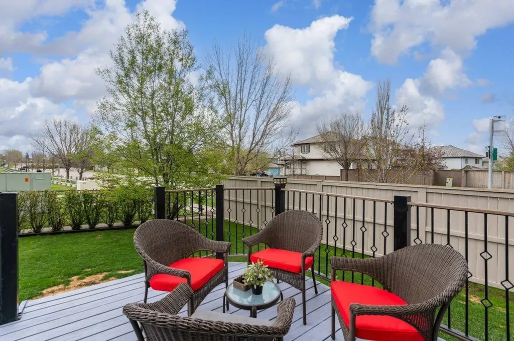 2 Springbank Crescent SW Calgary AB T3H 3S8
