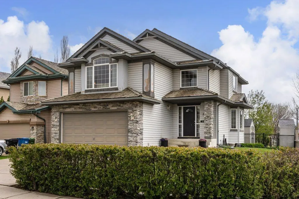 2 Springbank Crescent SW Calgary AB T3H 3S8