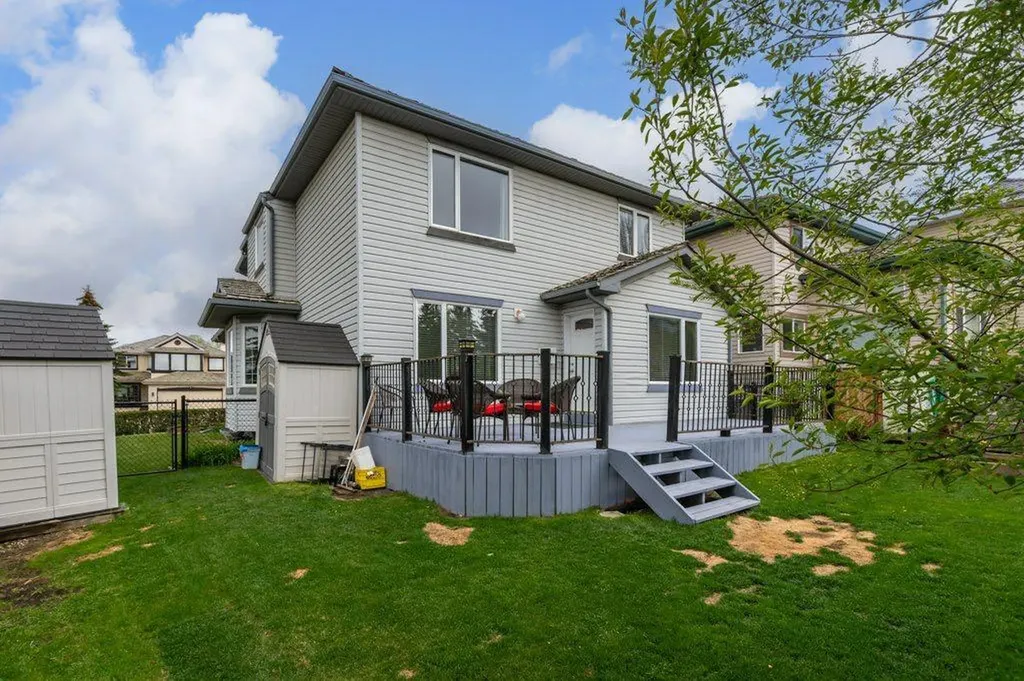 2 Springbank Crescent SW Calgary AB T3H 3S8
