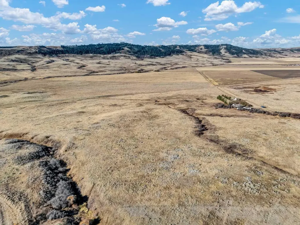 3405 Township Road 74 Rural Cypress County AB T0K 1L0