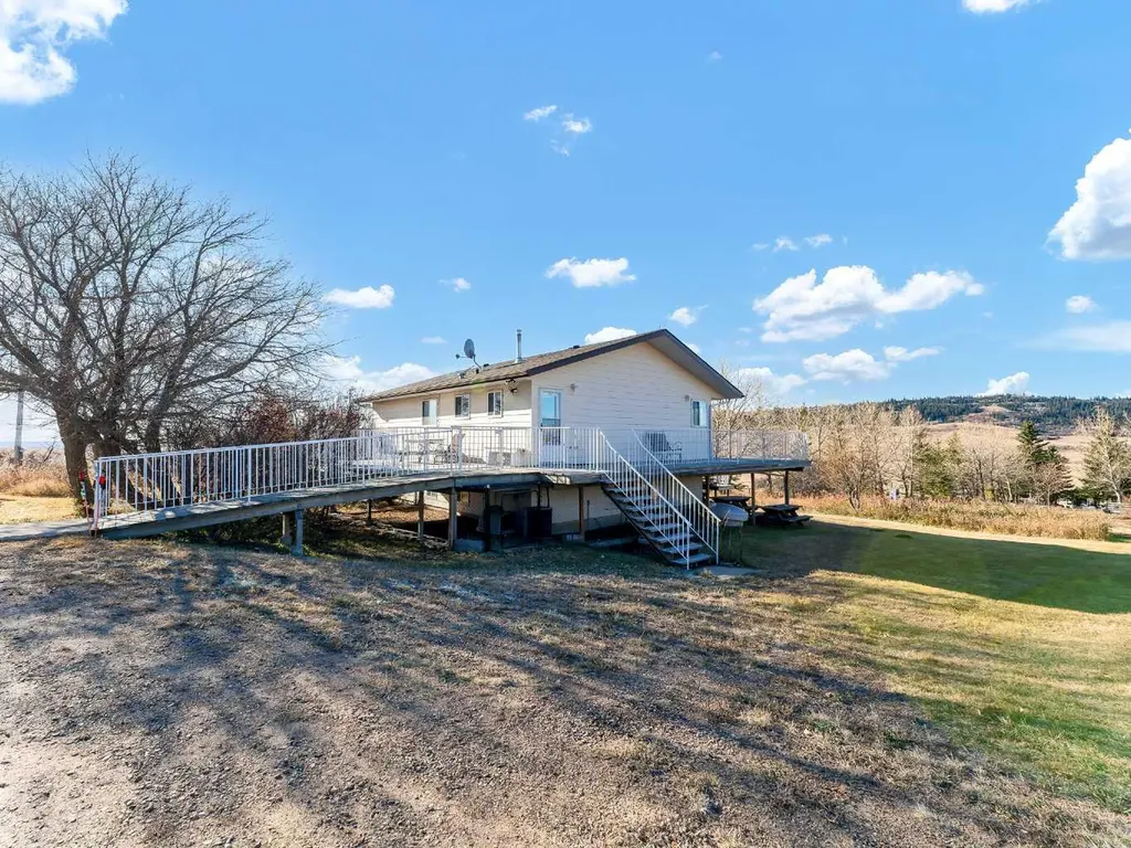 3405 Township Road 74 Rural Cypress County AB T0K 1L0