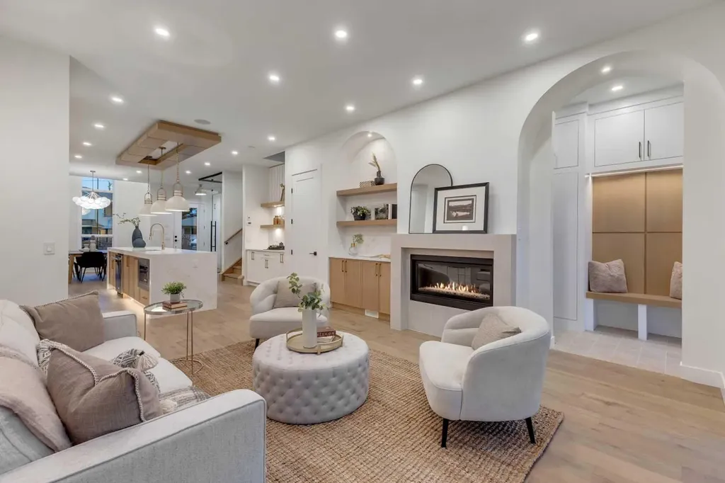 2430 36 Street SW Calgary AB T3E2Z5