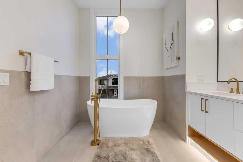 2430 36 Street SW Calgary AB T3E2Z5
