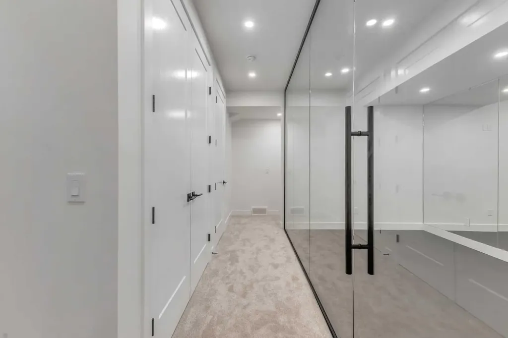 2430 36 Street SW Calgary AB T3E2Z5