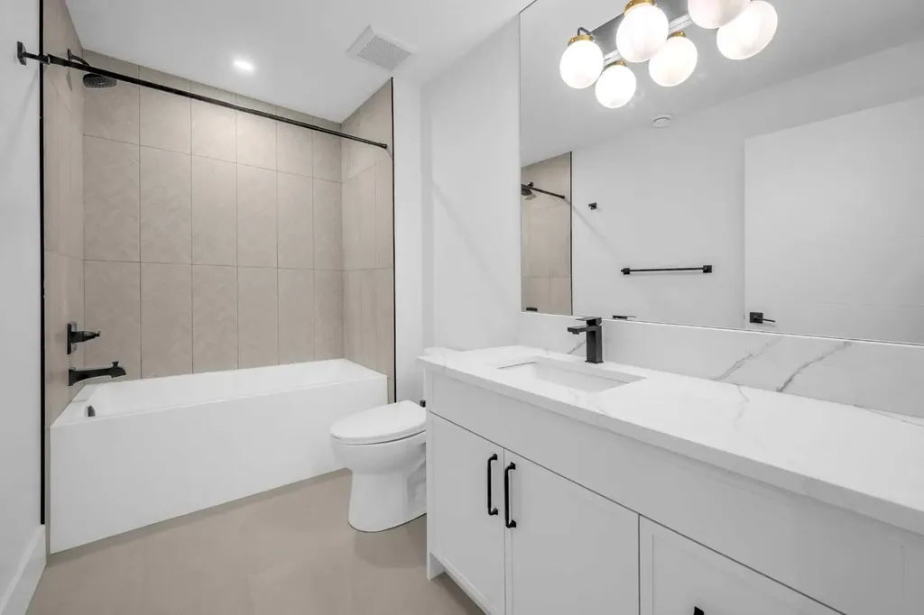 2430 36 Street SW Calgary AB T3E2Z5