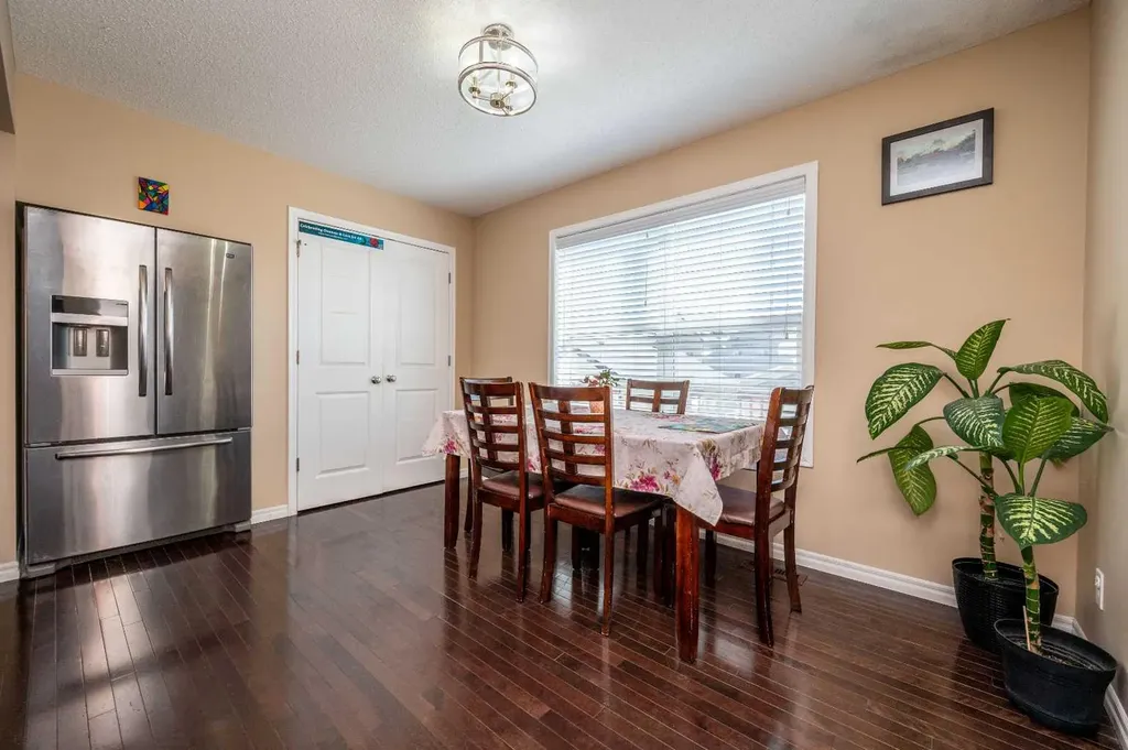 57 Skyview Point Common NE Calgary AB T3N0H1