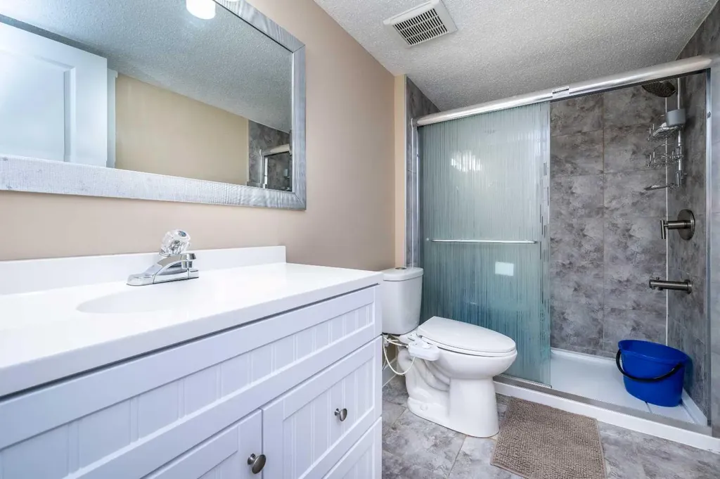 57 Skyview Point Common NE Calgary AB T3N0H1
